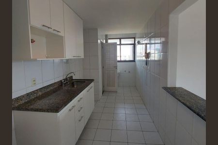 Apartamento para alugar com 91m², 3 quartos e 2 vagasCozinha