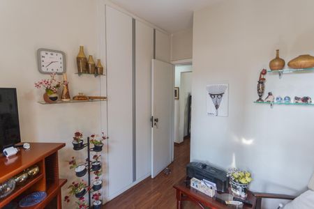 Apartamento à venda com 115m², 3 quartos e 1 vagaQuarto 2