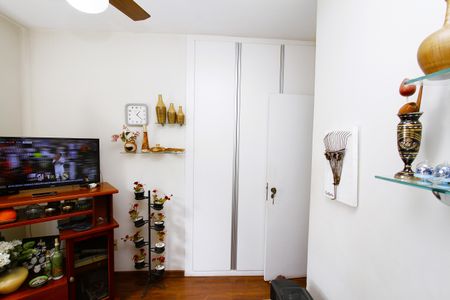 Apartamento à venda com 115m², 3 quartos e 1 vagaQuarto 2