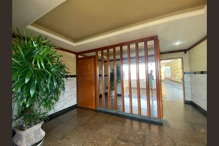 Apartamento para alugar com 350m², 4 quartos e 4 vagas Apartamento para alugar com 350m², 4 quartos e 4 vagasÁrea comum