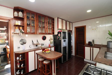 Apartamento para alugar com 350m², 4 quartos e 4 vagasCozinha