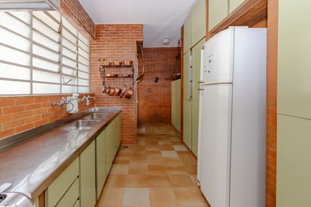Casa à venda com 330m², 4 quartos e 3 vagasCozinha