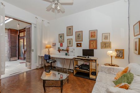 Casa à venda com 330m², 4 quartos e 3 vagasQuarto 2