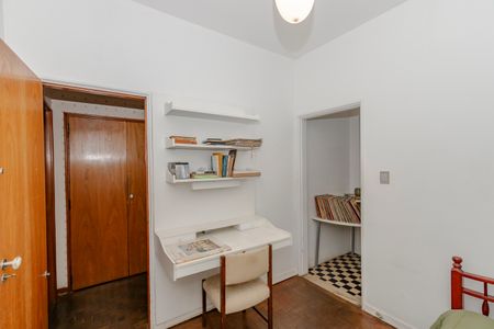 Casa à venda com 330m², 4 quartos e 3 vagasSuíte 4