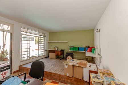 Casa à venda com 330m², 4 quartos e 3 vagasSalão