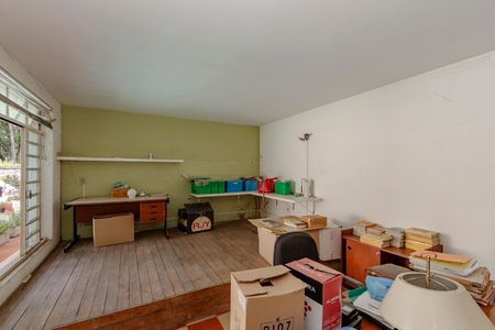 Casa à venda com 330m², 4 quartos e 3 vagasSalão