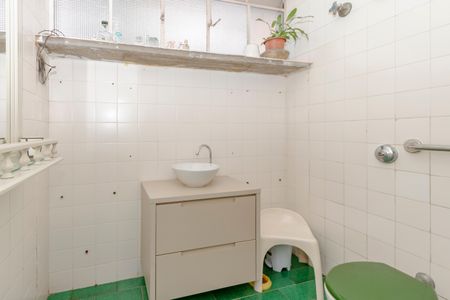 Casa à venda com 330m², 4 quartos e 3 vagasBanheiro Social