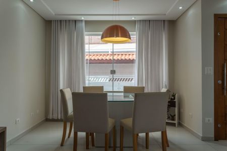 Casa à venda com 189m², 3 quartos e 2 vagas Casa à venda com 189m², 3 quartos e 2 vagasSala