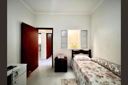 Casa à venda com 170m², 4 quartos e 2 vagasQuarto 2