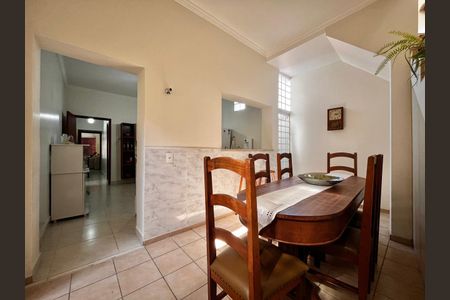 Casa à venda com 170m², 4 quartos e 2 vagasSala de Jantar