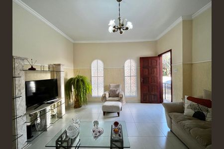 Sala de casa à venda com 4 quartos, 170m² em Taquaral, Campinas