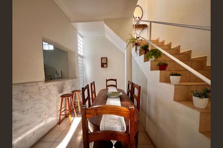Casa à venda com 170m², 4 quartos e 2 vagasSala de Jantar