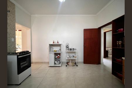 Casa à venda com 170m², 4 quartos e 2 vagasCozinha