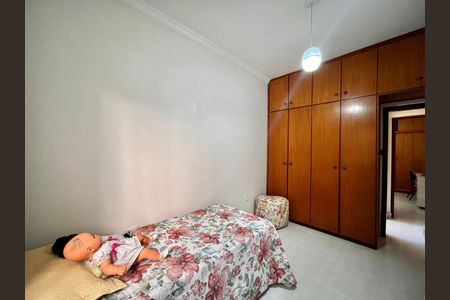 Casa à venda com 170m², 4 quartos e 2 vagasQuarto 1