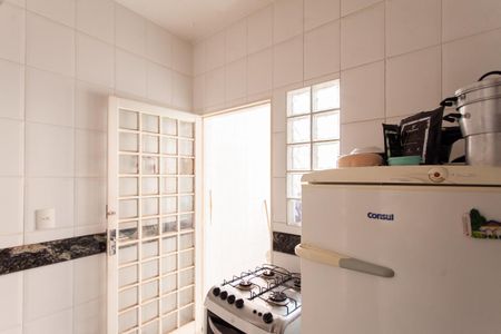 Casa à venda com 190m², 5 quartos e 2 vagas Casa à venda com 190m², 5 quartos e 2 vagasCozinha