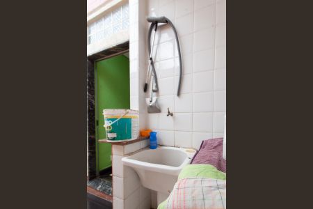 Casa à venda com 190m², 5 quartos e 2 vagas Casa à venda com 190m², 5 quartos e 2 vagasÁrea de Serviço