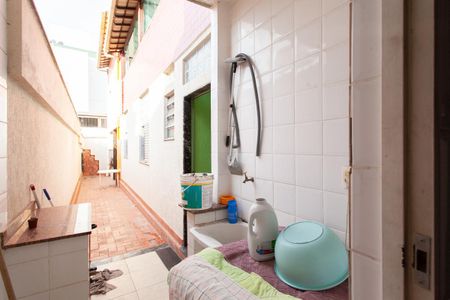 Casa à venda com 190m², 5 quartos e 2 vagas Casa à venda com 190m², 5 quartos e 2 vagasÁrea de Serviço