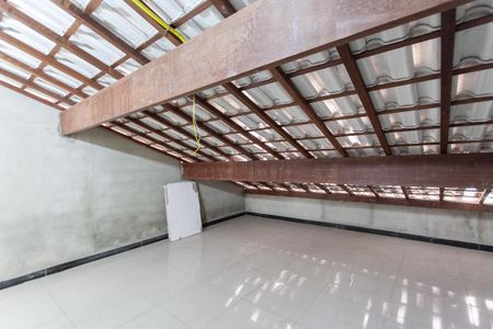 Casa à venda com 190m², 5 quartos e 2 vagas Casa à venda com 190m², 5 quartos e 2 vagasÁrea Externa