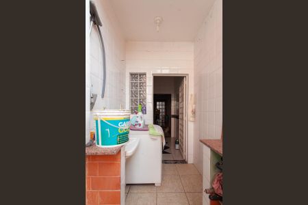 Casa à venda com 190m², 5 quartos e 2 vagas Casa à venda com 190m², 5 quartos e 2 vagasÁrea de Serviço