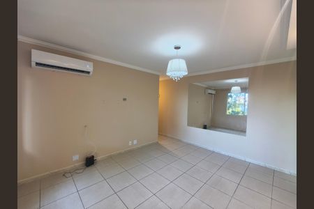Apartamento para alugar com 2 quartos, 60m² em Taquara, Rio de Janeiro