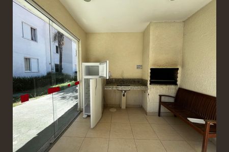 Apartamento para alugar com 42m², 2 quartos e sem vagaÁrea comum - Churrasqueira