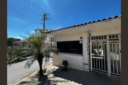 Apartamento para alugar com 42m², 2 quartos e sem vagaFachada