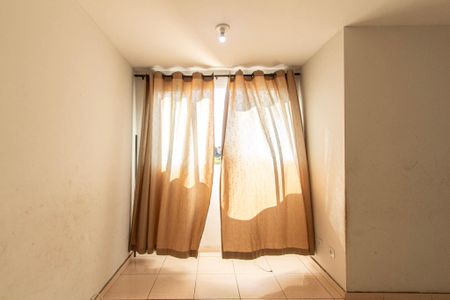 Sala de apartamento para alugar com 2 quartos, 48m² em Vila Aeroporto, Sorocaba
