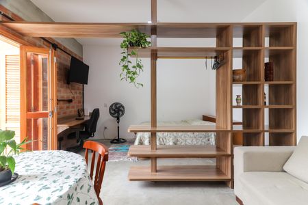 Studio de casa para alugar com 1 quarto, 35m² em Vila Pirajussara, São Paulo