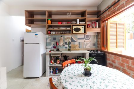 Studio de casa para alugar com 1 quarto, 35m² em Vila Pirajussara, São Paulo