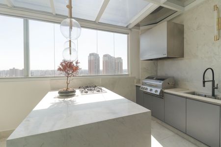 Apartamento para alugar com 238m², 4 quartos e 4 vagas Apartamento para alugar com 238m², 4 quartos e 4 vagasCozinha