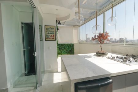 Apartamento para alugar com 238m², 4 quartos e 4 vagas Apartamento para alugar com 238m², 4 quartos e 4 vagasCozinha