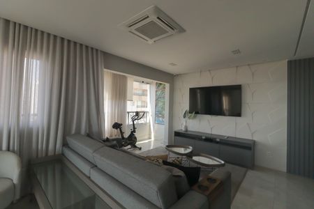Apartamento para alugar com 238m², 4 quartos e 4 vagas Apartamento para alugar com 238m², 4 quartos e 4 vagasSala