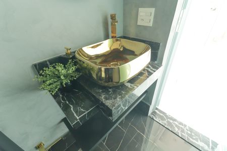 Apartamento para alugar com 238m², 4 quartos e 4 vagas Apartamento para alugar com 238m², 4 quartos e 4 vagasLavabo da Sala