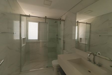 Apartamento para alugar com 238m², 4 quartos e 4 vagas Apartamento para alugar com 238m², 4 quartos e 4 vagasBanheiro Social