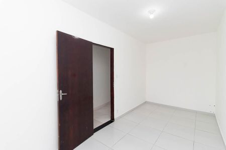 Quarto 1 de casa para alugar com 2 quartos, 75m² em Vila Medeiros, São Paulo