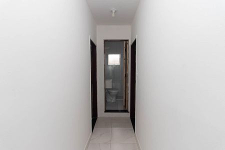 Casa para alugar com 75m², 2 quartos e 1 vaga Casa para alugar com 75m², 2 quartos e 1 vagaCorredor dos Quartos