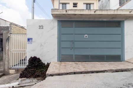 Casa para alugar com 75m², 2 quartos e 1 vaga Casa para alugar com 75m², 2 quartos e 1 vagaFachada