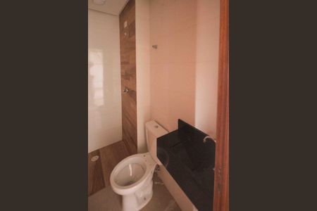 Apartamento para alugar com 30m², 2 quartos e sem vaga Apartamento para alugar com 30m², 2 quartos e sem vagaBanheiro