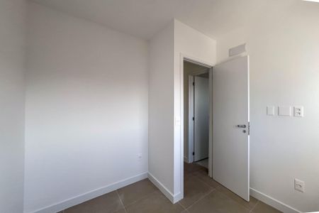 Apartamento à venda com 81m², 2 quartos e 1 vaga Apartamento à venda com 81m², 2 quartos e 1 vagaQuarto