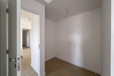 Apartamento à venda com 81m², 2 quartos e 1 vaga Apartamento à venda com 81m², 2 quartos e 1 vagaSuíte