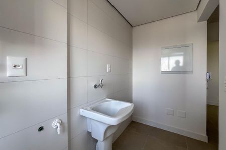 Apartamento à venda com 81m², 2 quartos e 1 vaga Apartamento à venda com 81m², 2 quartos e 1 vagaÁrea de serviço