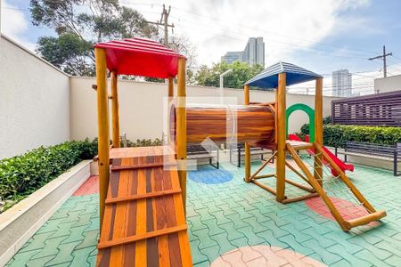 Apartamento à venda com 81m², 2 quartos e 1 vaga Apartamento à venda com 81m², 2 quartos e 1 vagaÁrea Comum - Playground