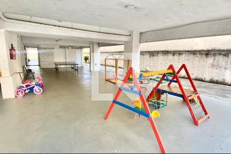 Apartamento à venda com 160m², 3 quartos e 2 vagas Apartamento à venda com 160m², 3 quartos e 2 vagasÁrea externa