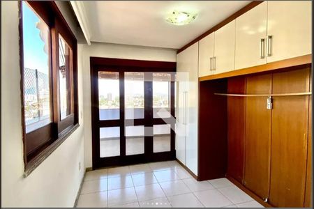 Apartamento à venda com 160m², 3 quartos e 2 vagas Apartamento à venda com 160m², 3 quartos e 2 vagasQuarto