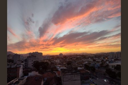 Apartamento à venda com 160m², 3 quartos e 2 vagas Apartamento à venda com 160m², 3 quartos e 2 vagasVista