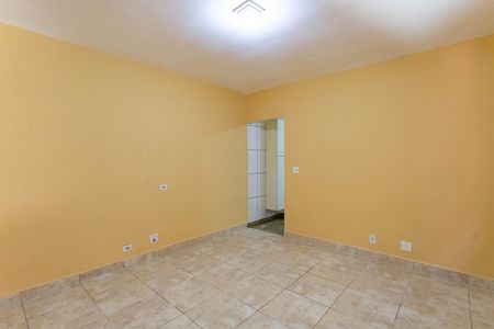 Casa para alugar com 50m², 1 quarto e sem vaga Casa para alugar com 50m², 1 quarto e sem vagaSala / Quarto