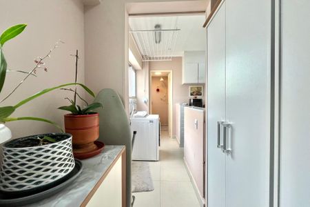 Apartamento à venda com 78m², 2 quartos e 1 vagaQuarto de Serviço
