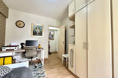 Apartamento à venda com 78m², 2 quartos e 1 vagaQuarto 2