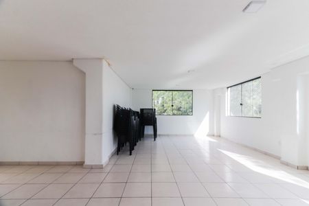 Apartamento para alugar com 43m², 2 quartos e 1 vagaÁrea comum - Salão de festas
