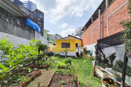 Casa à venda com 303m², 2 quartos e 1 vagaQuintal